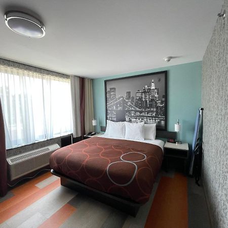 Hotel Super 8 By Wyndham Brooklyn Williamsburg New York Exteriér fotografie